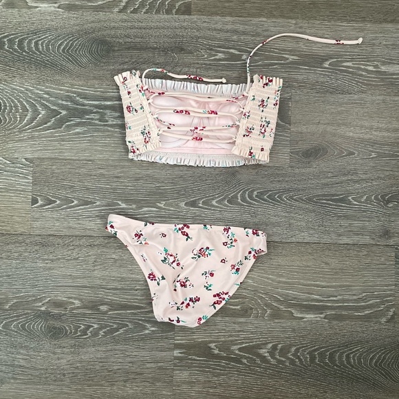 Xhilaration Swim Target Floral Swimsuit - Picture 2 of 8